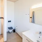 別荘 Four-bedroom In *