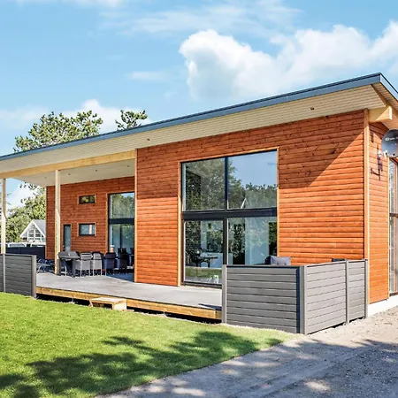 4 Bedroom In