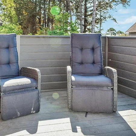 4 Bedroom In Holiday home *
